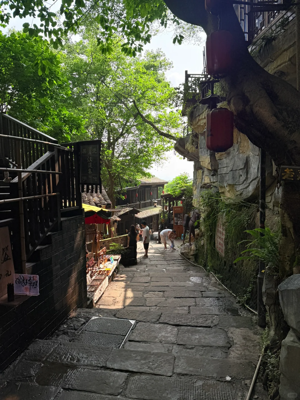 Walk Through Chongqing’s Historic Streets