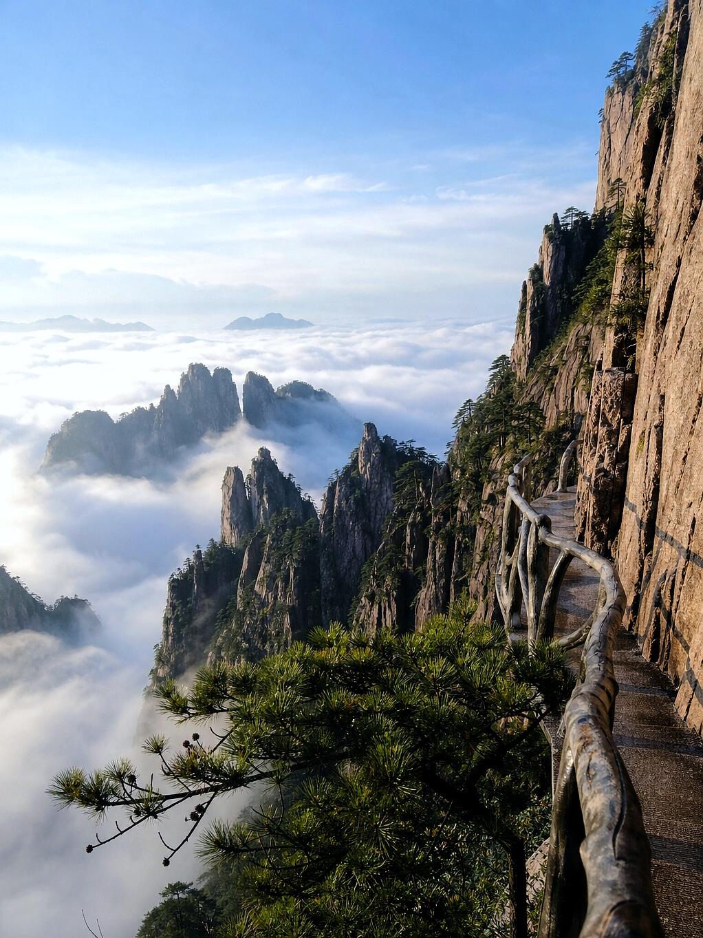 Explore Huangshan Mountain — China’s Legendary Landscape