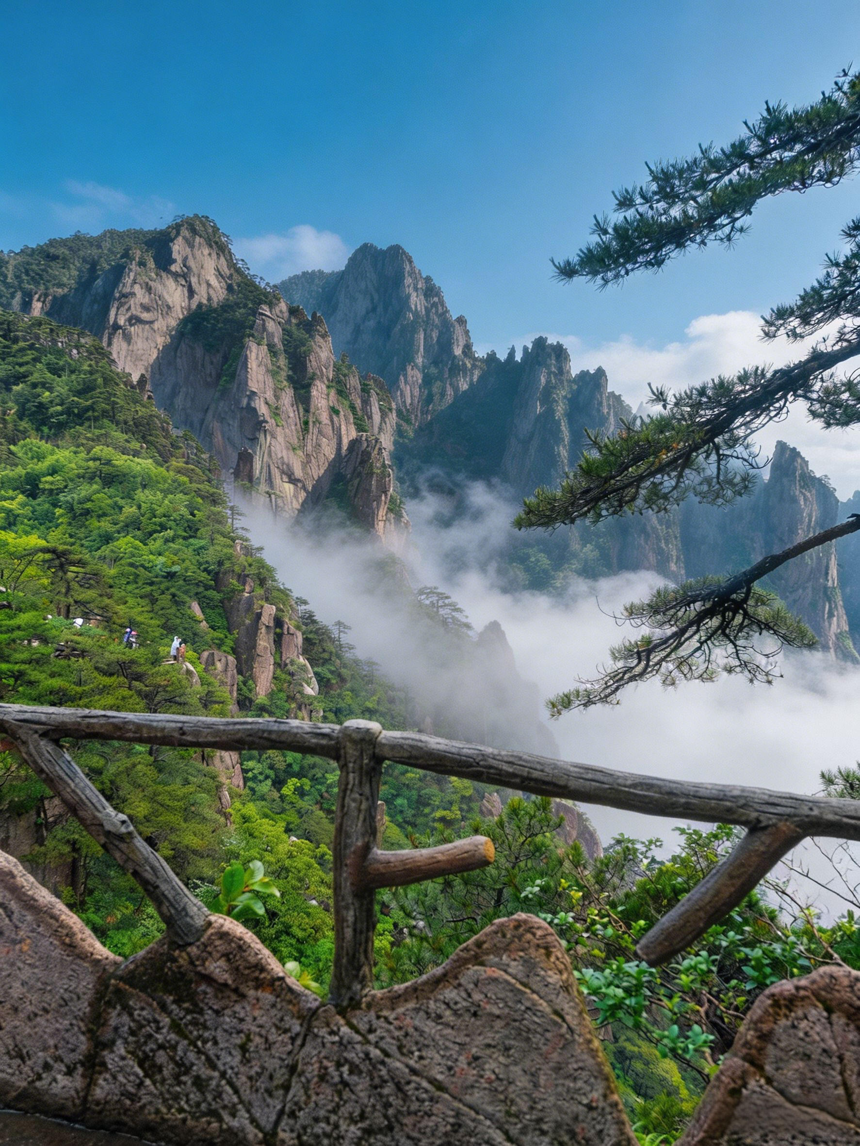 Huangshan Mountain Exploration — Sea of Clouds & Legendary Peaks