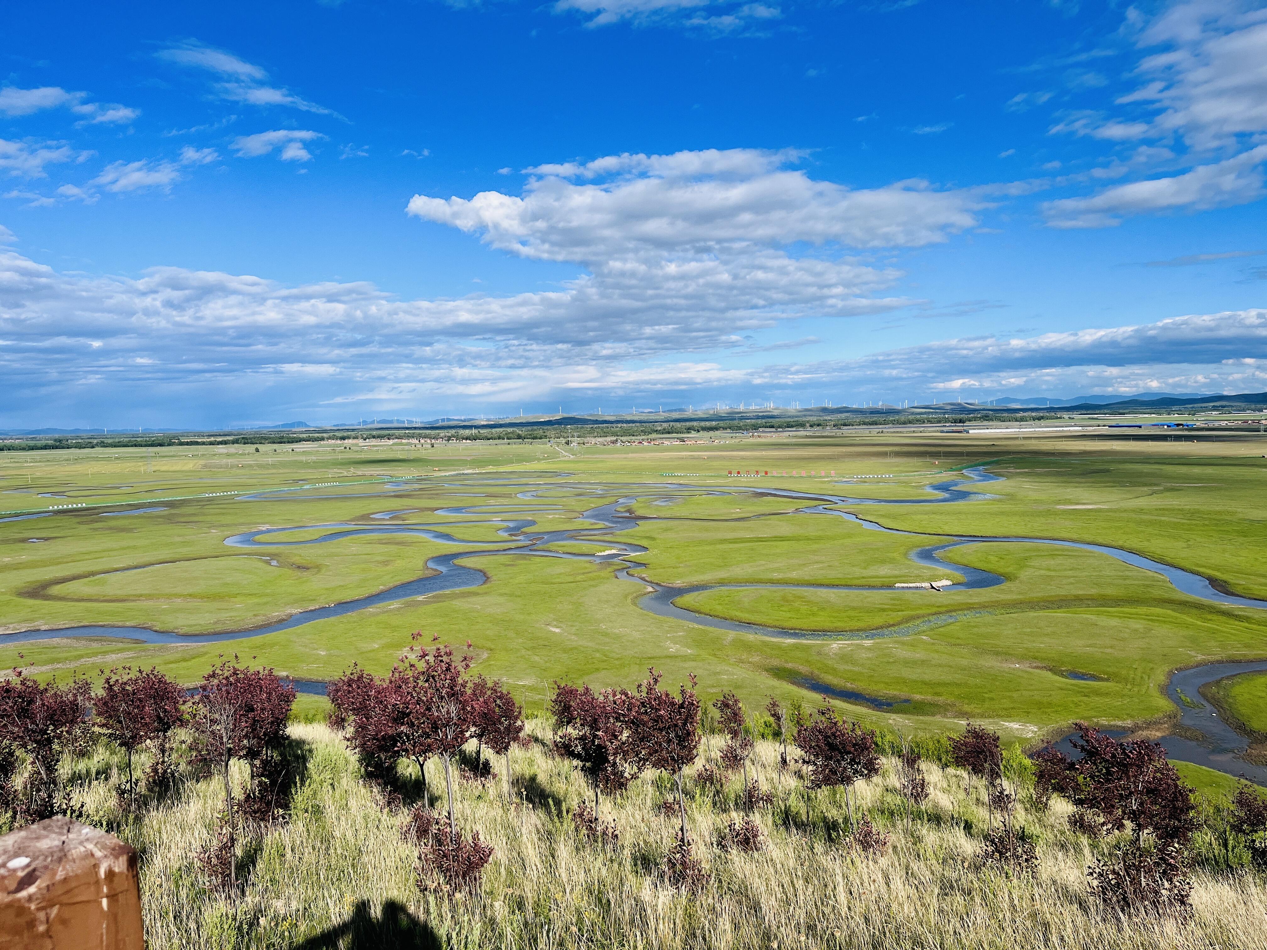 Explore Jinlianchuan Grassland on Foot and Horseback