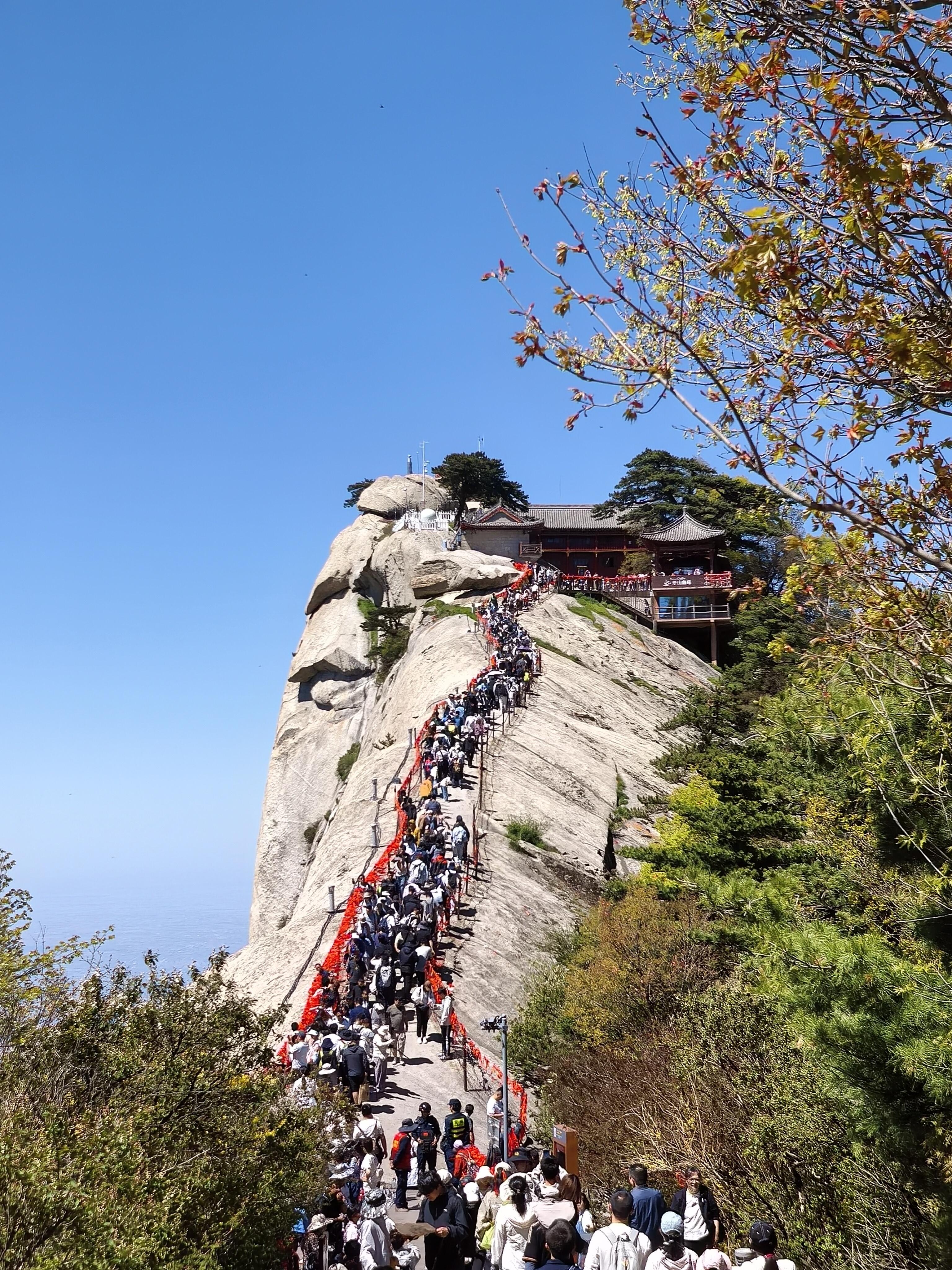 Xi’an → Mount Hua — Legendary Mountain Adventure