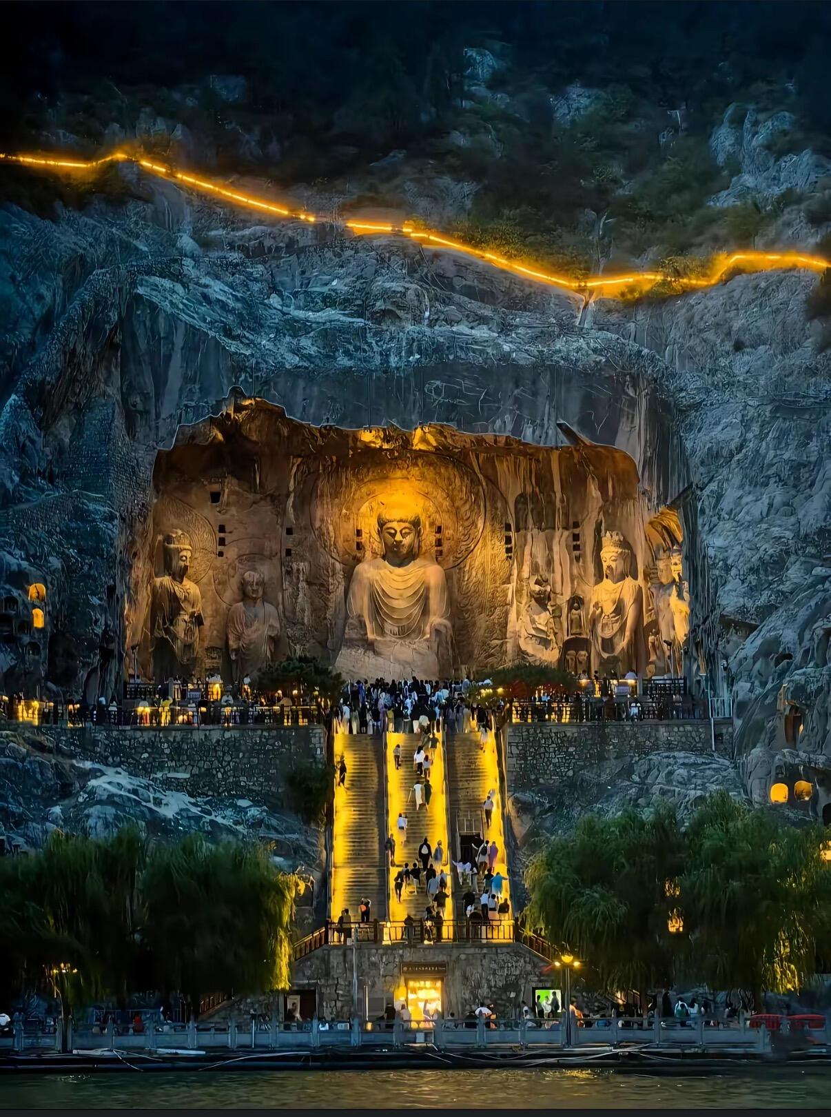 Xi’an → Luoyang — Ancient Capital & Buddhist Heritage