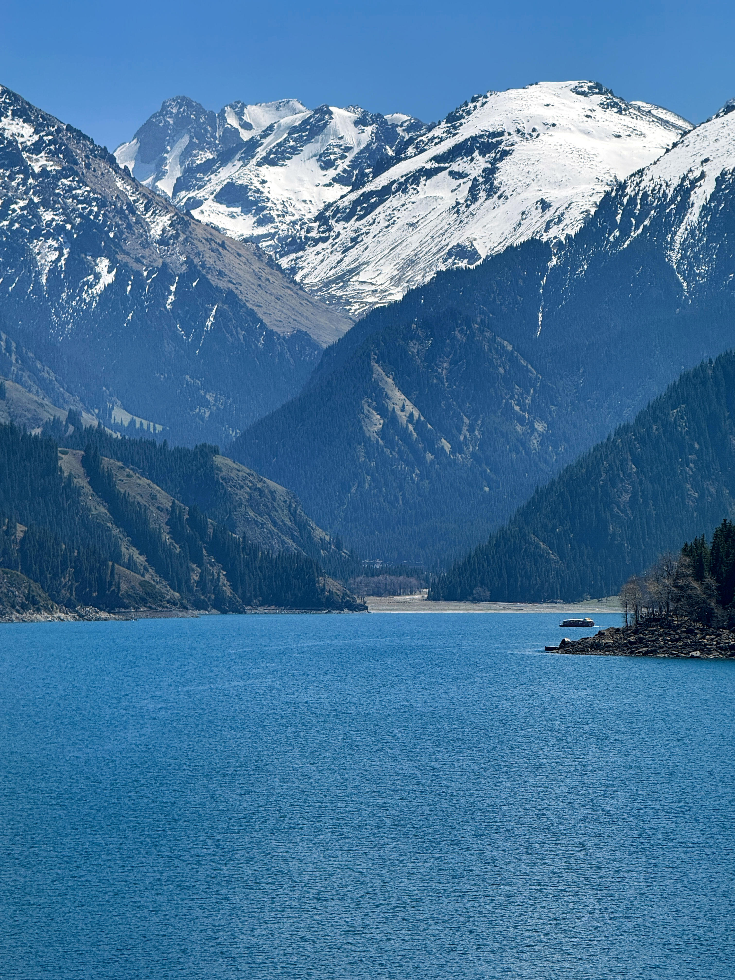 Urumqi — Heavenly Lake & Tianshan Mountain Scenery