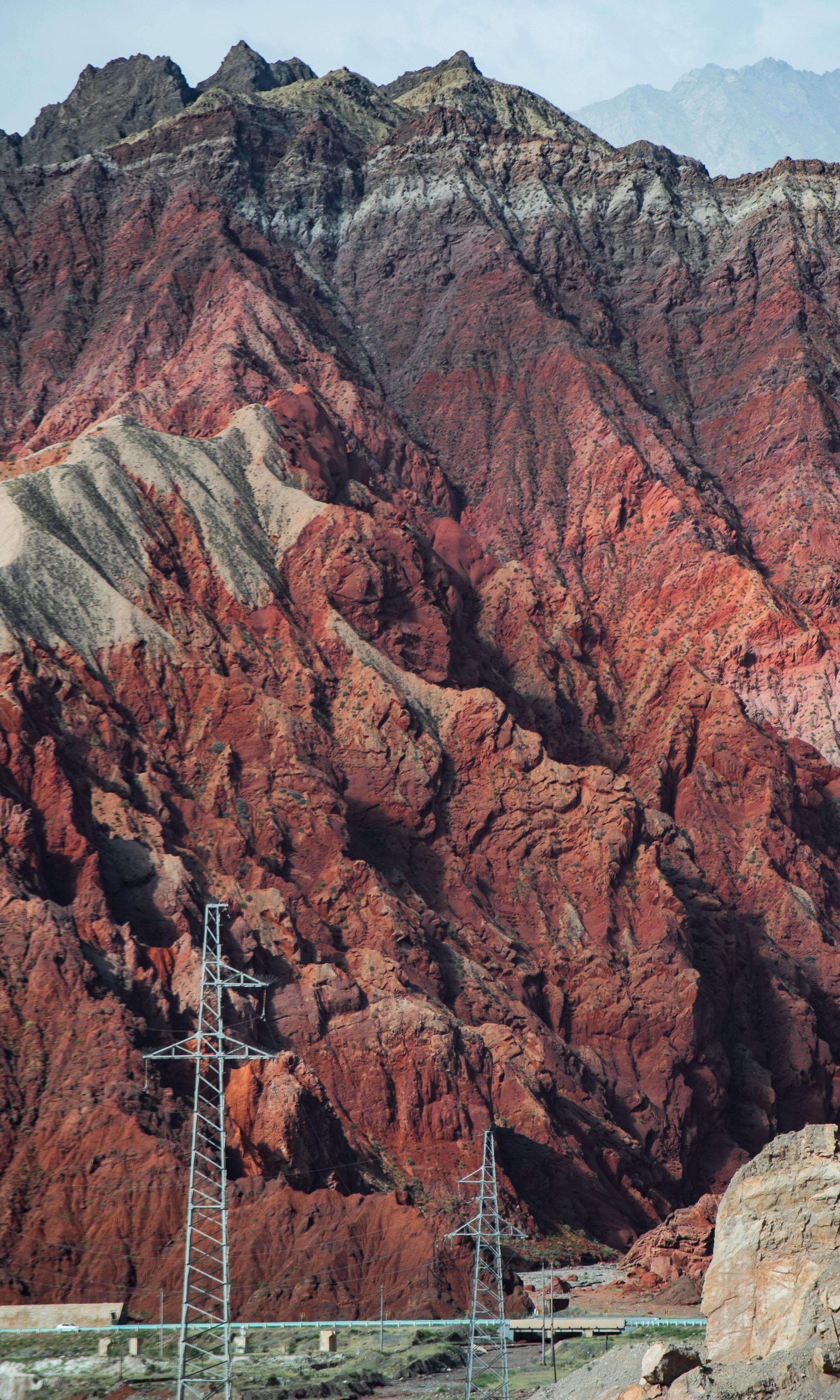 Kashgar → Urumqi — Return Through Xinjiang Landscapes