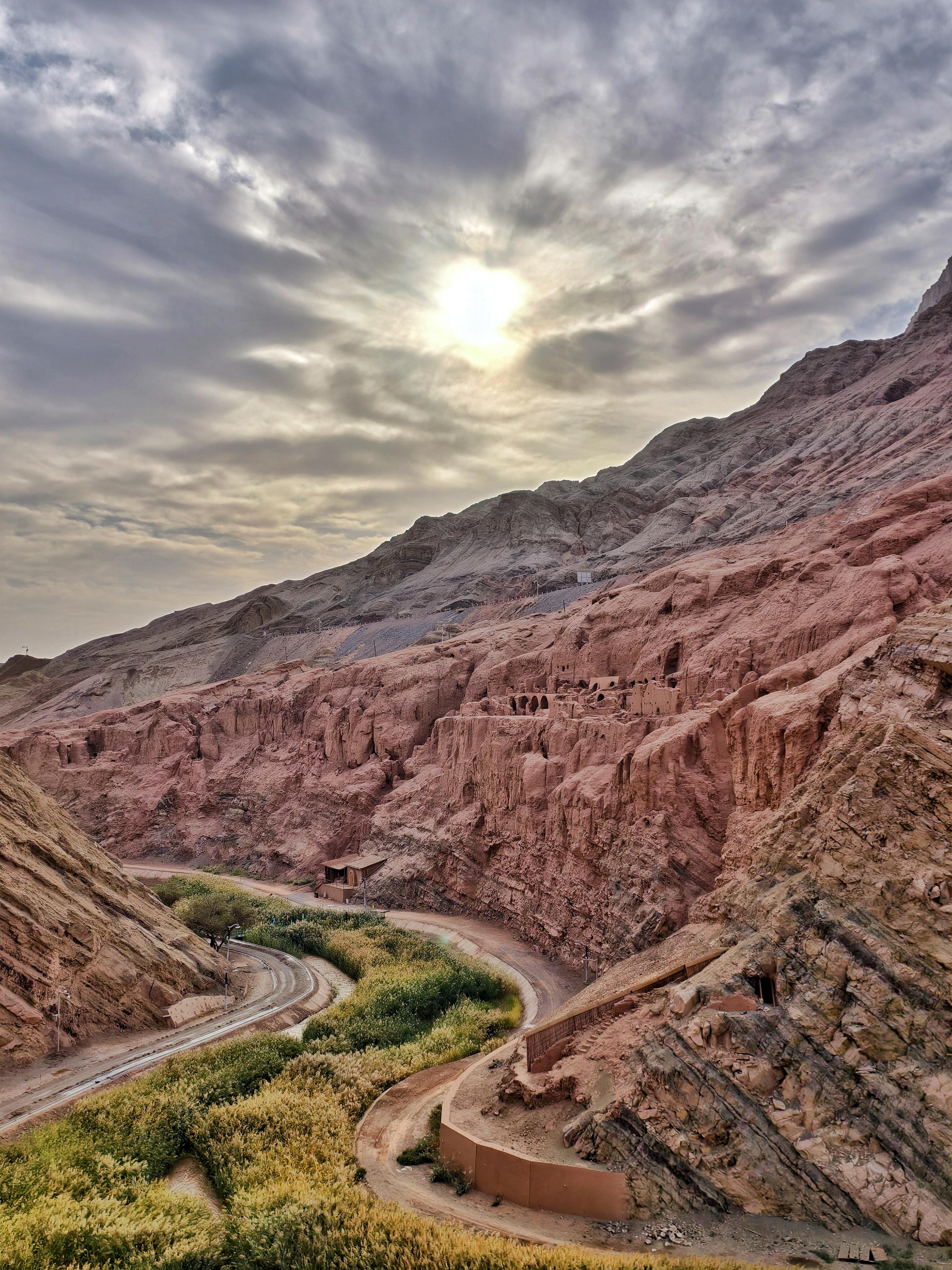 Day 2: Urumqi → Turpan — Desert Oasis & Ancient Silk Road Heritage