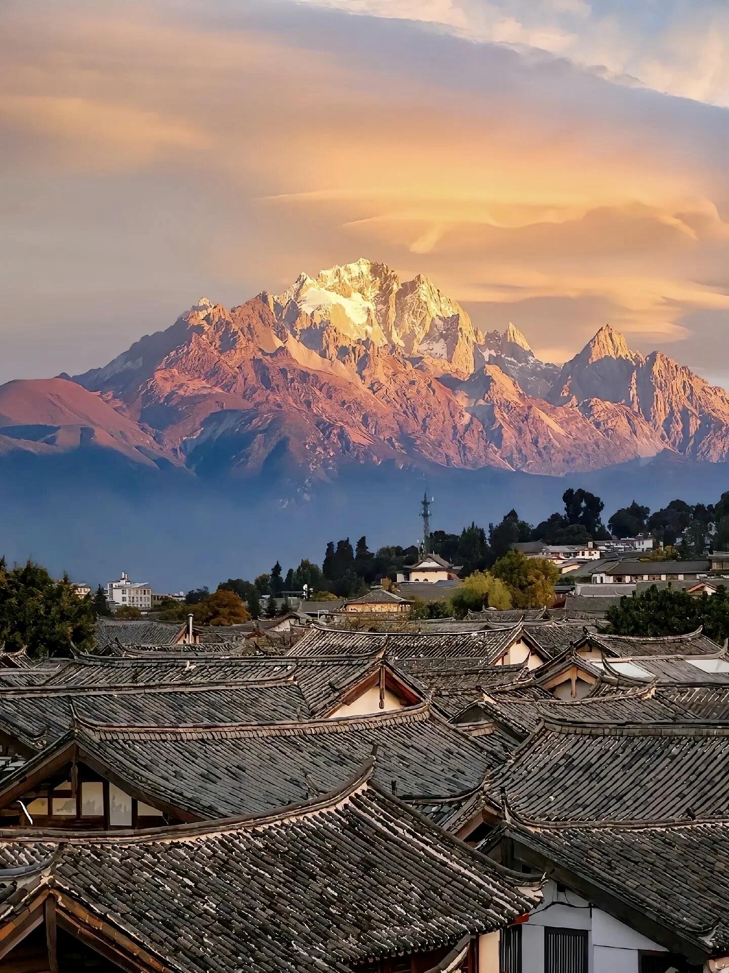 Day 5: Lijiang — Jade Dragon Snow Mountain, Blue Moon Valley & Naxi Culture