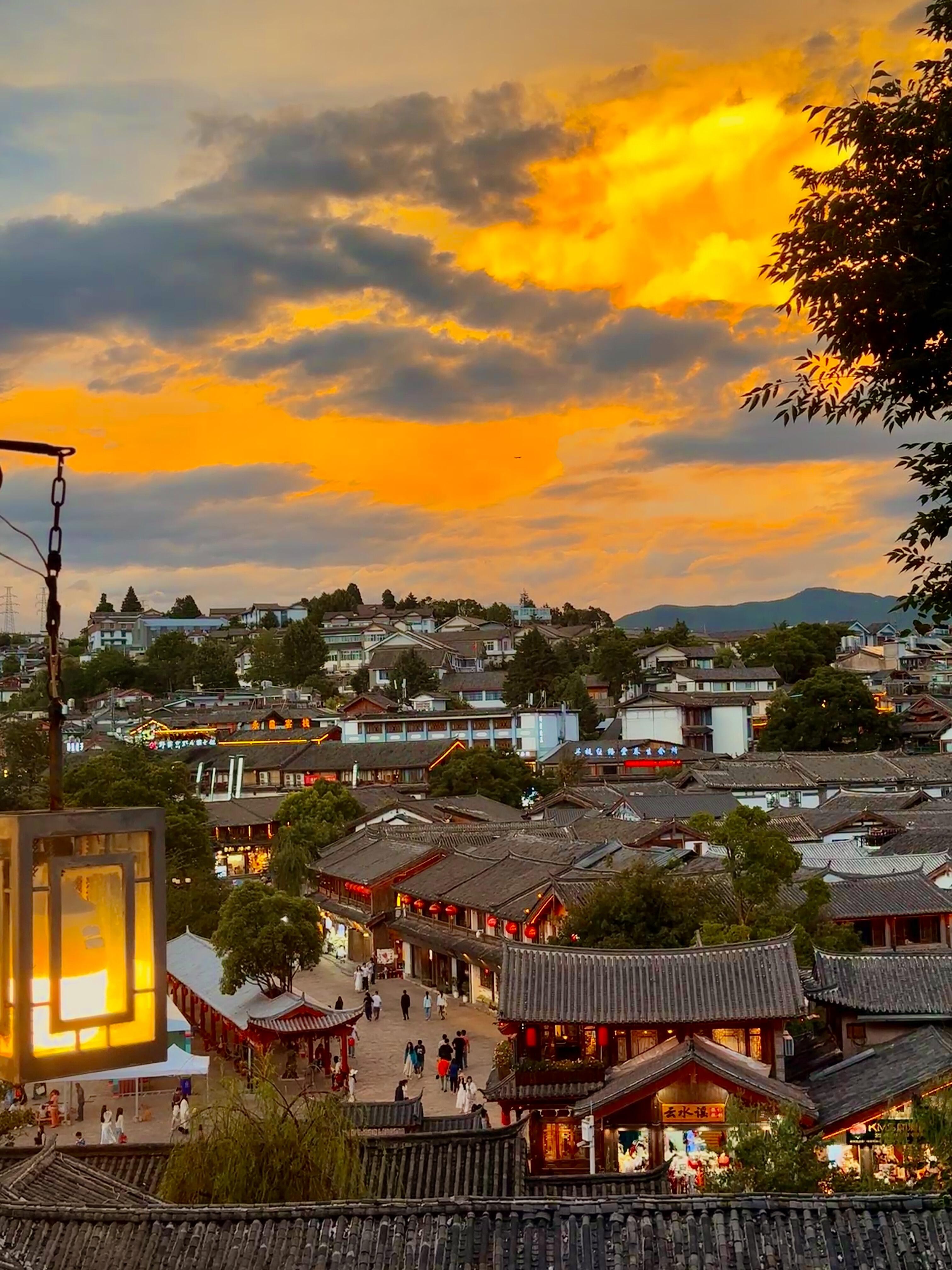 9-Day Yunnan Spring Blossom Journey