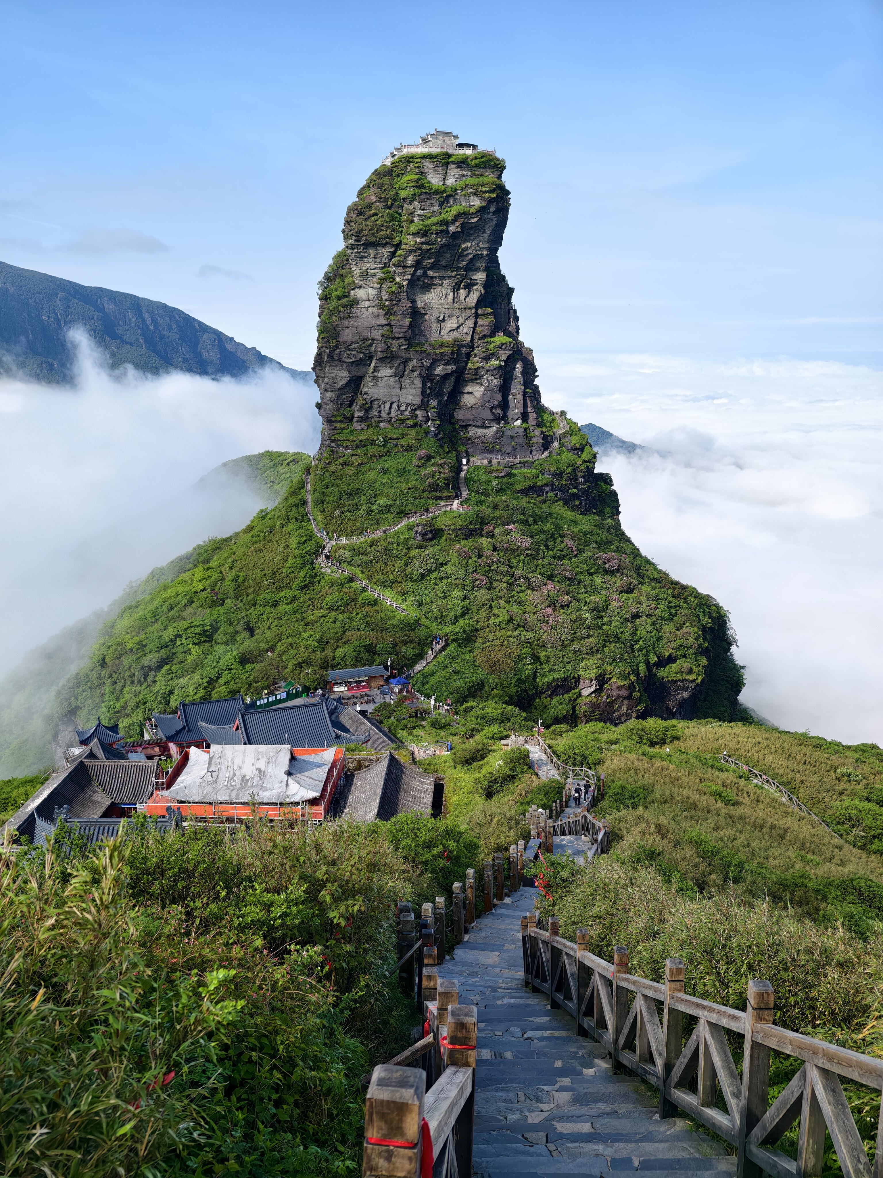 Hike Sacred Fanjing Mountain
