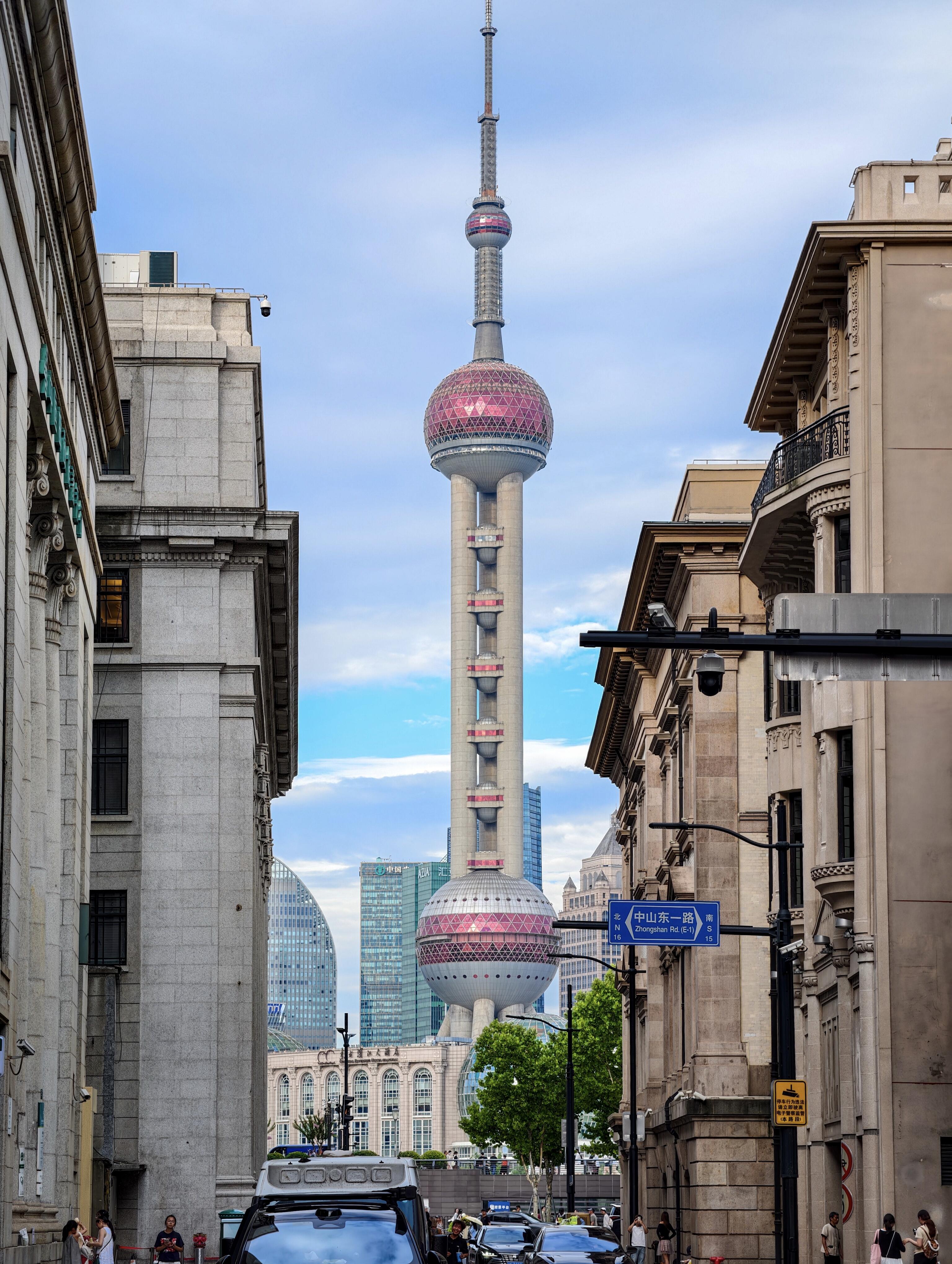 Experience Shanghai from Water Town to Skyline